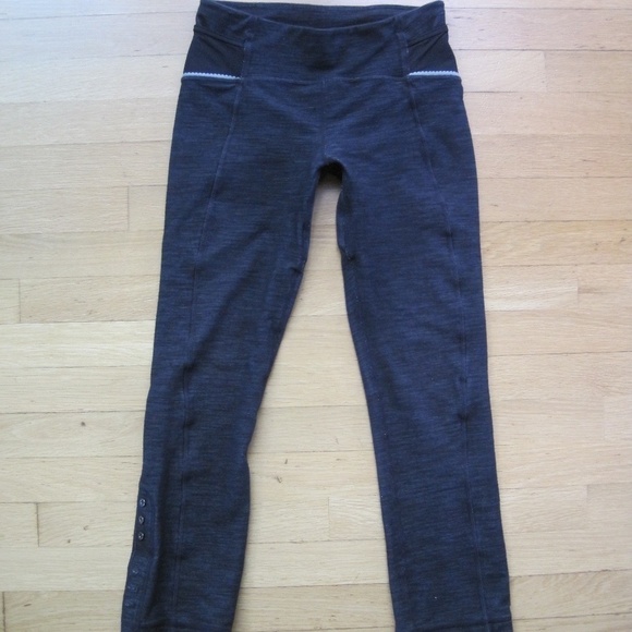 Lululemon Buttons Convertible Crop Pants Gray Womens Size 4 - Picture 1 of 9